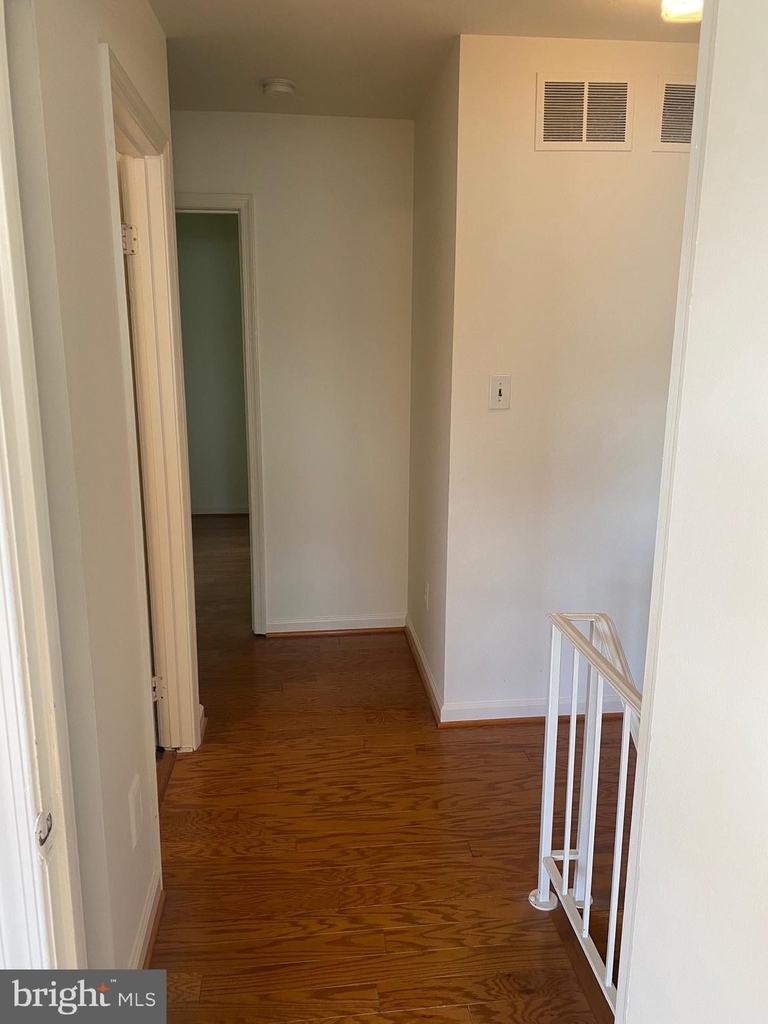 2952 Espana Court - Photo 12