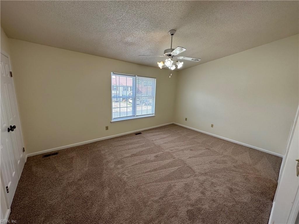 3902 Roebling Lane - Photo 24