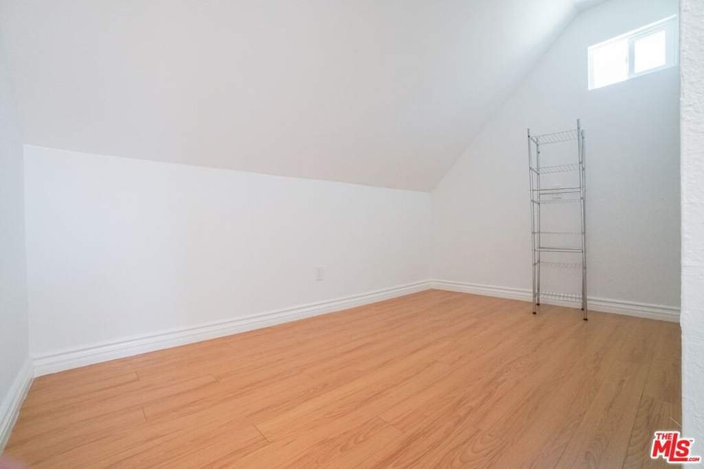 1239 9th St - Photo 39