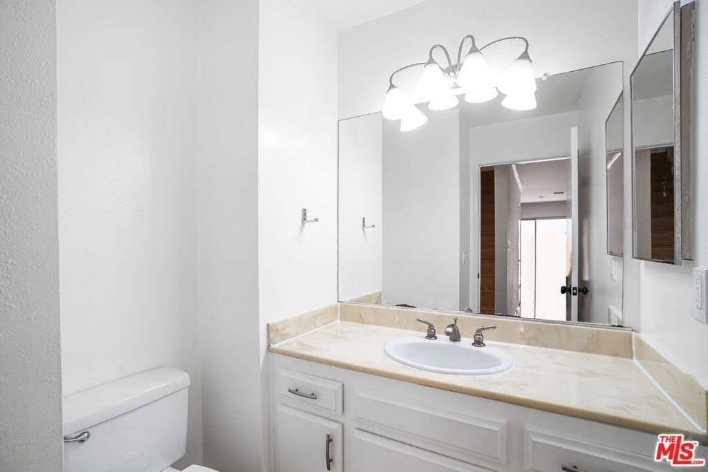 1239 9th St - Photo 22