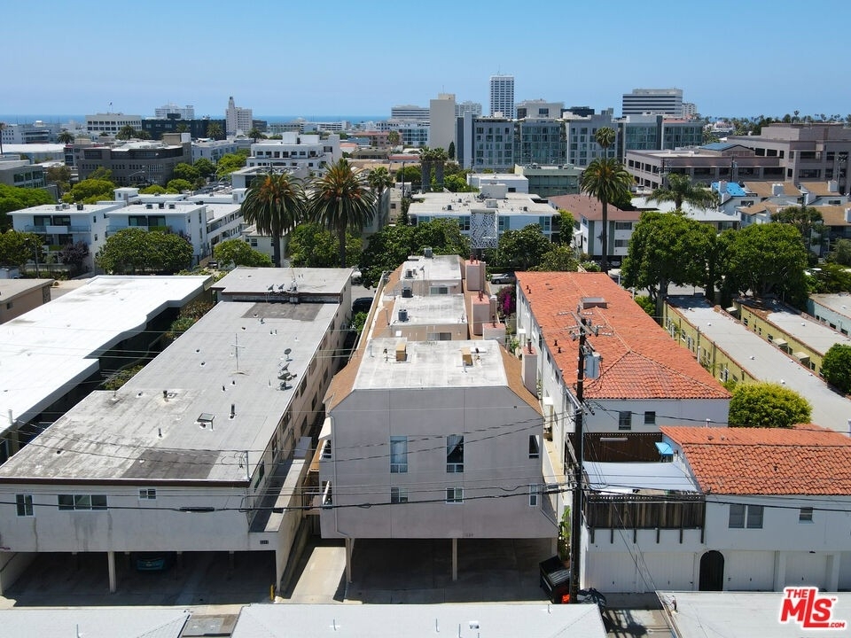 1239 9th St - Photo 47