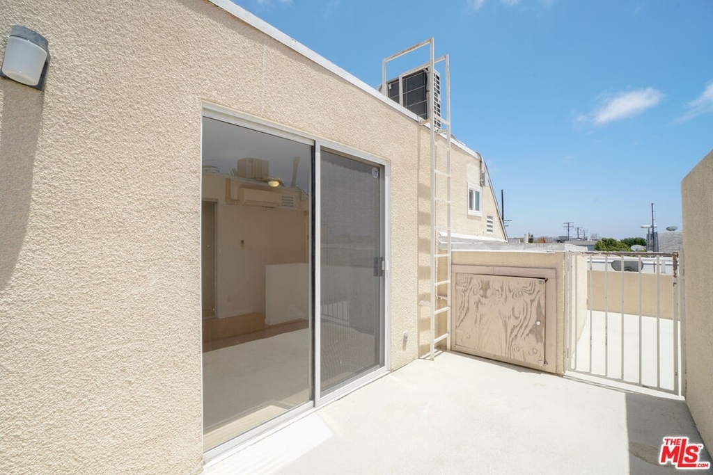 1239 9th St - Photo 40