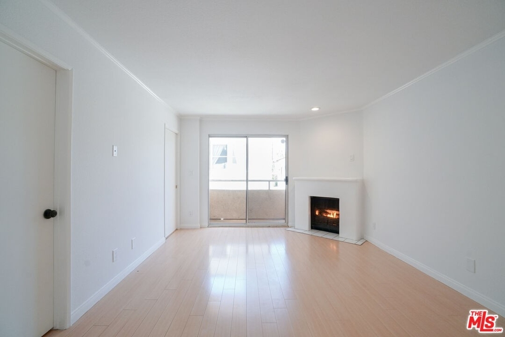 1239 9th St - Photo 28