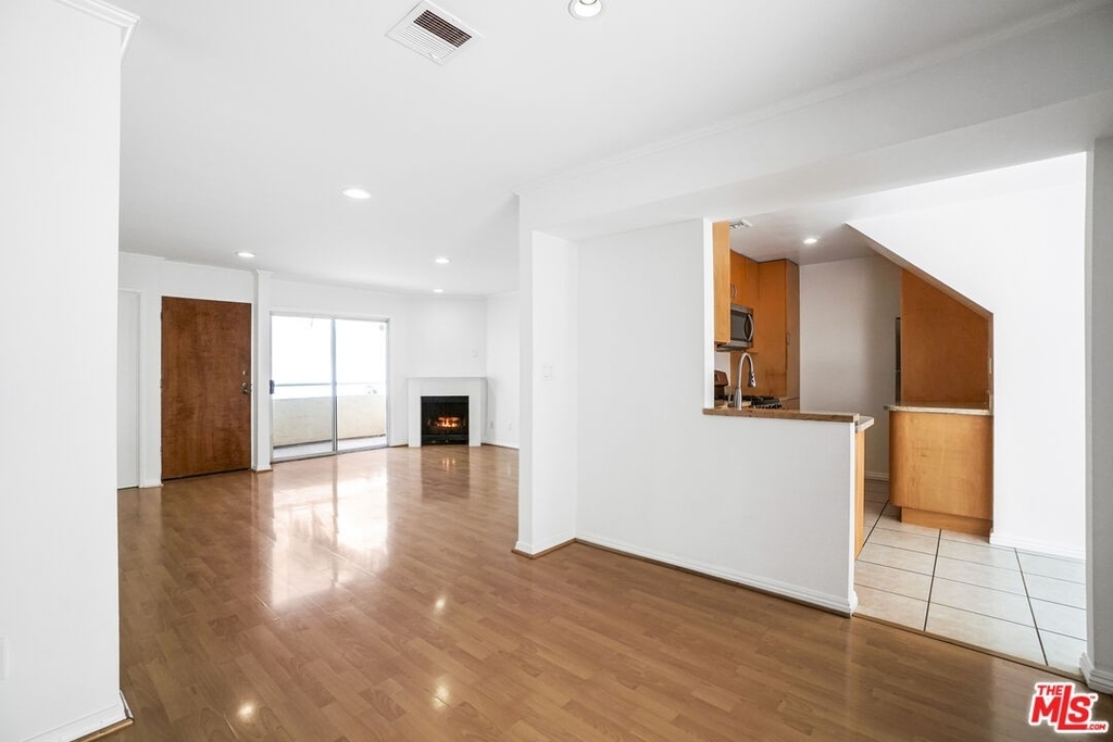 1239 9th St - Photo 11