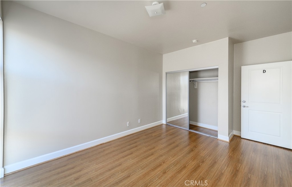 1241 W 37th Place - Photo 15