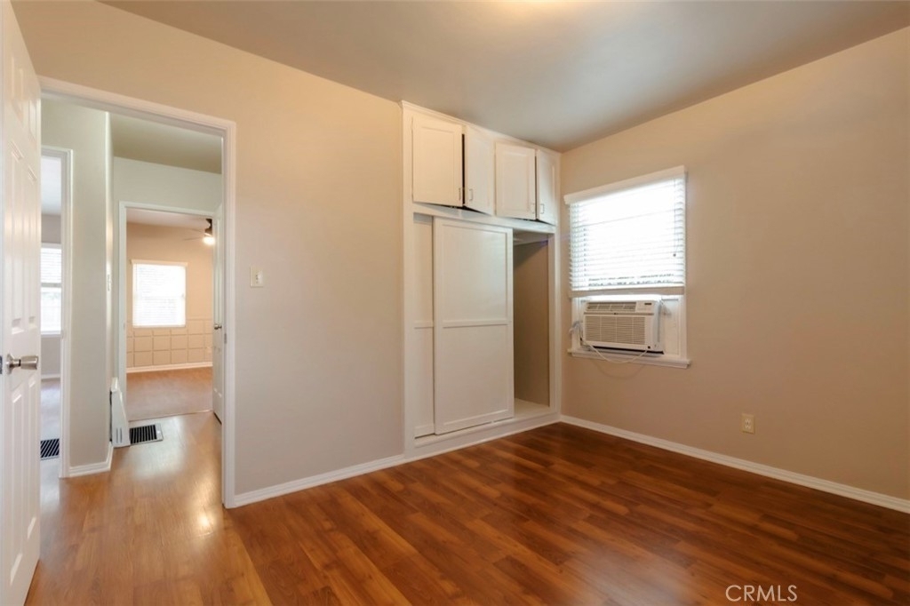 7906 Stansbury Avenue - Photo 6