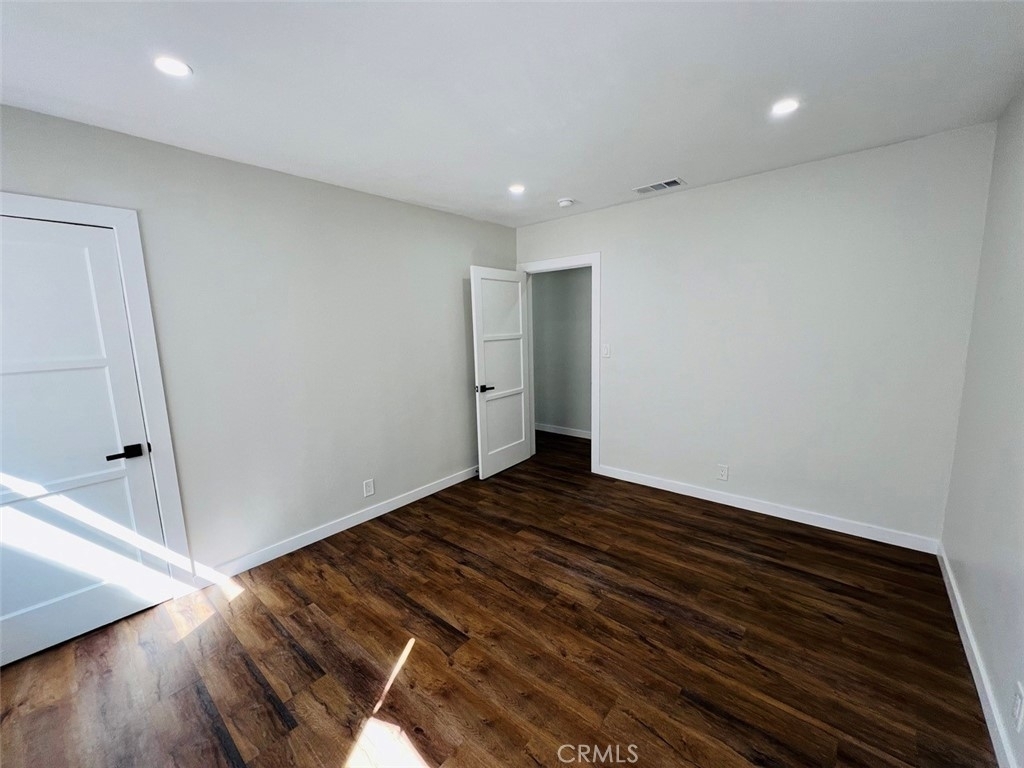 2435 S Cochran Avenue - Photo 13