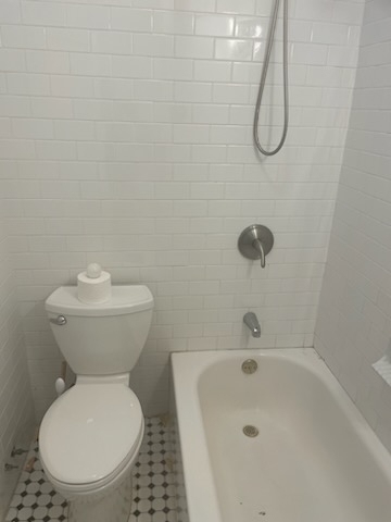 403 West 44th Street - Photo 4