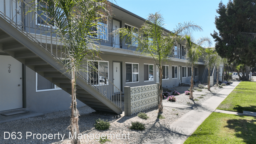 6587 Cervantes - Photo 20