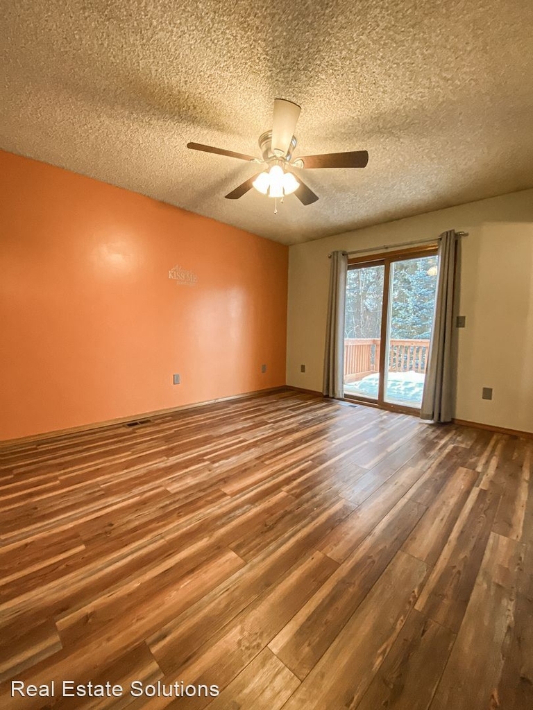 3101 Uno Circle - Photo 18