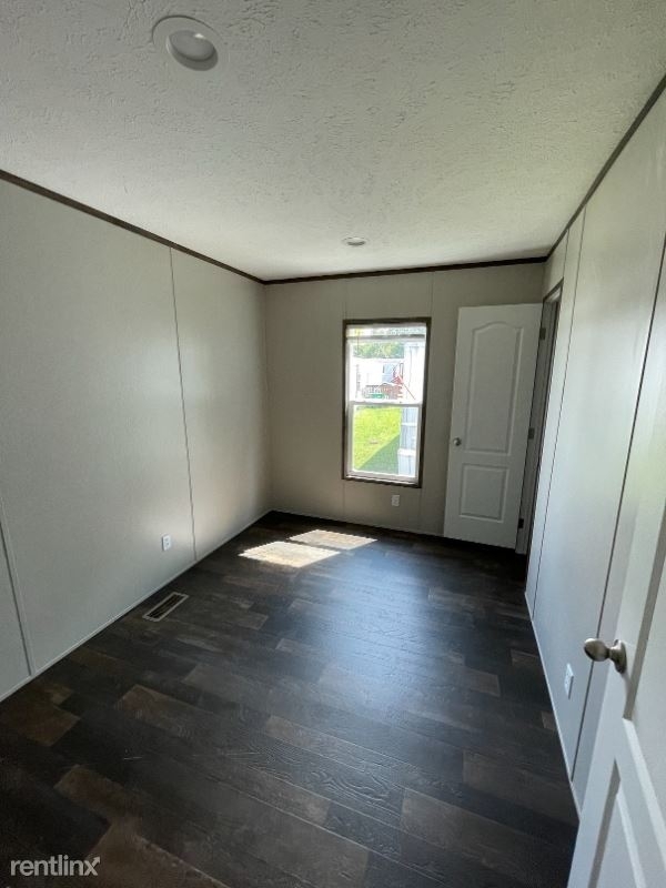 5601 Cane Run Road 118 - Photo 2