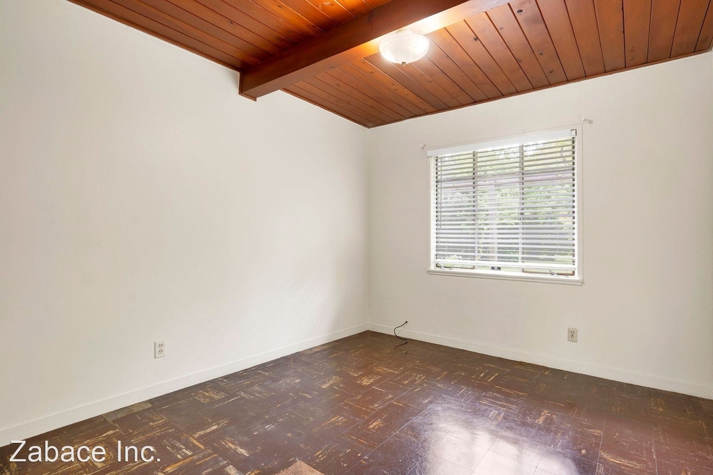 815 Douglass Ave - Photo 10