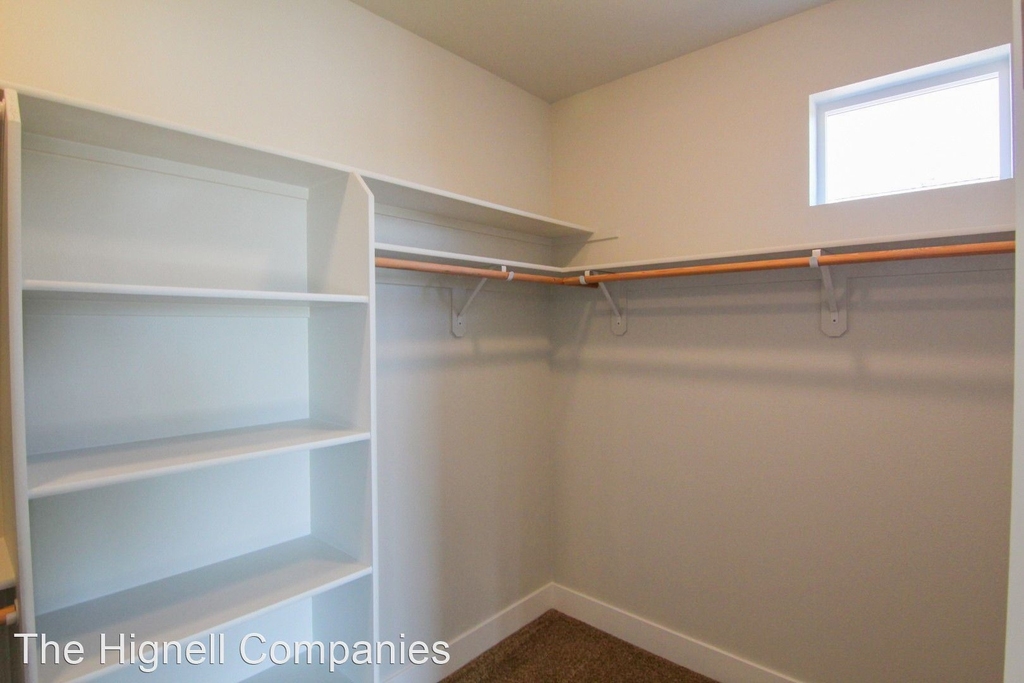 2749 Smith Ave. - Photo 20