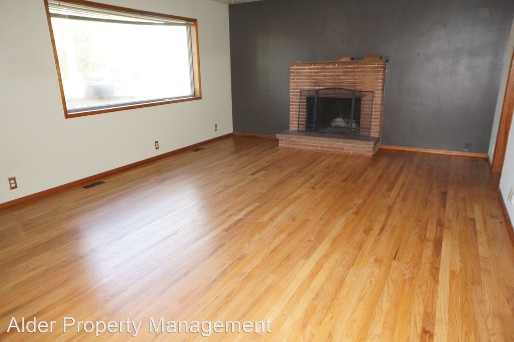 5006 Ne Alberta St. - Photo 2