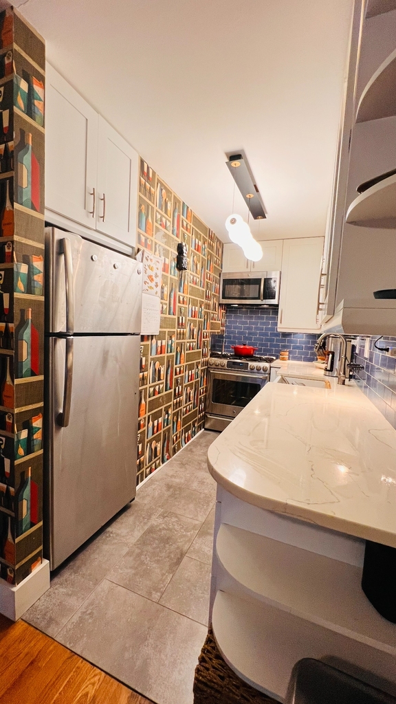 417 East 90th Street - Photo 7