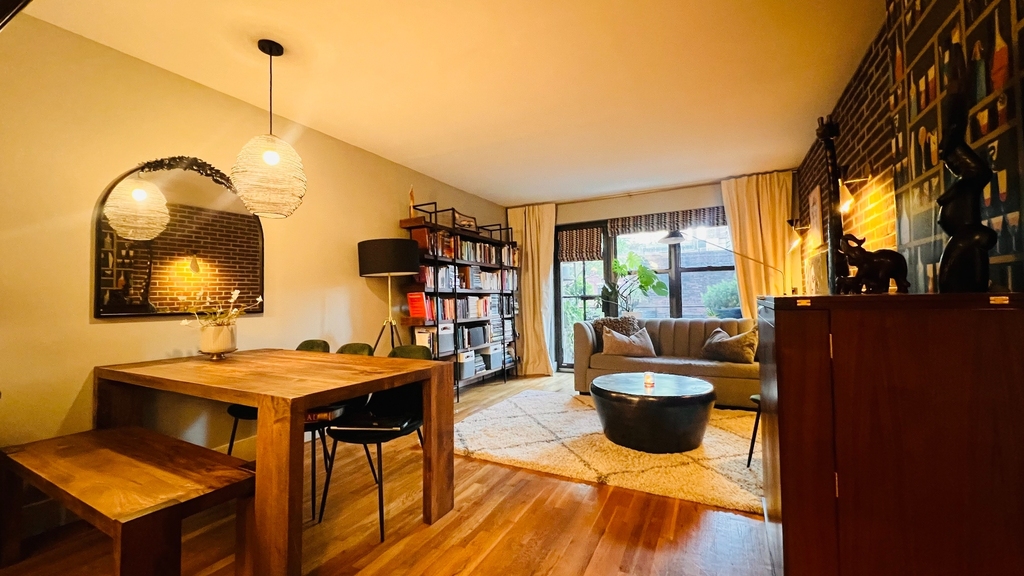 417 East 90th Street - Photo 1
