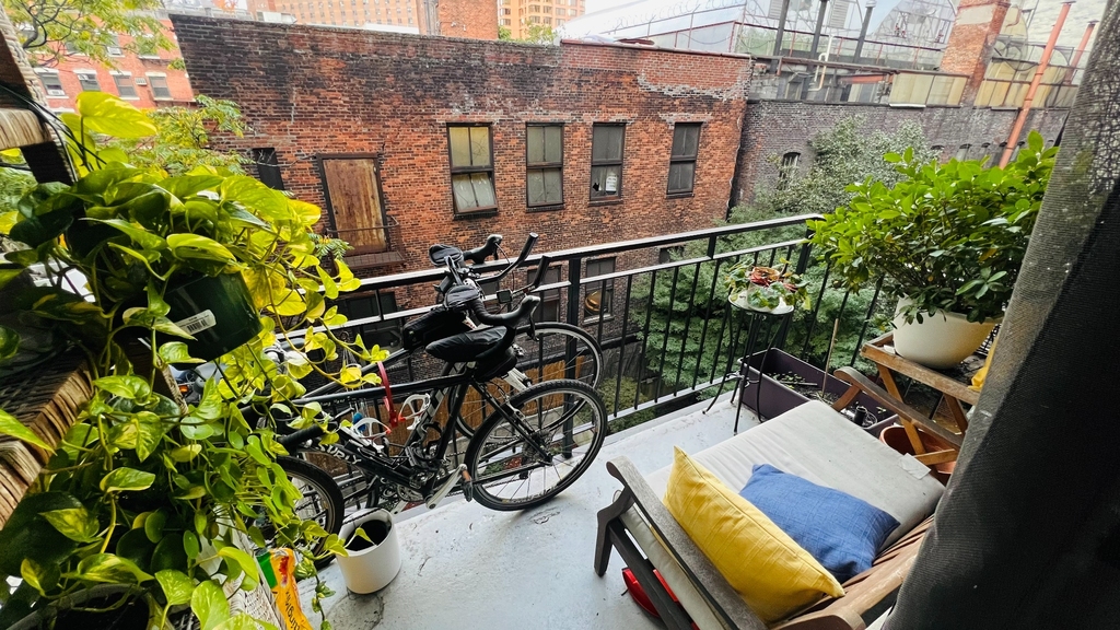 417 East 90th Street - Photo 2