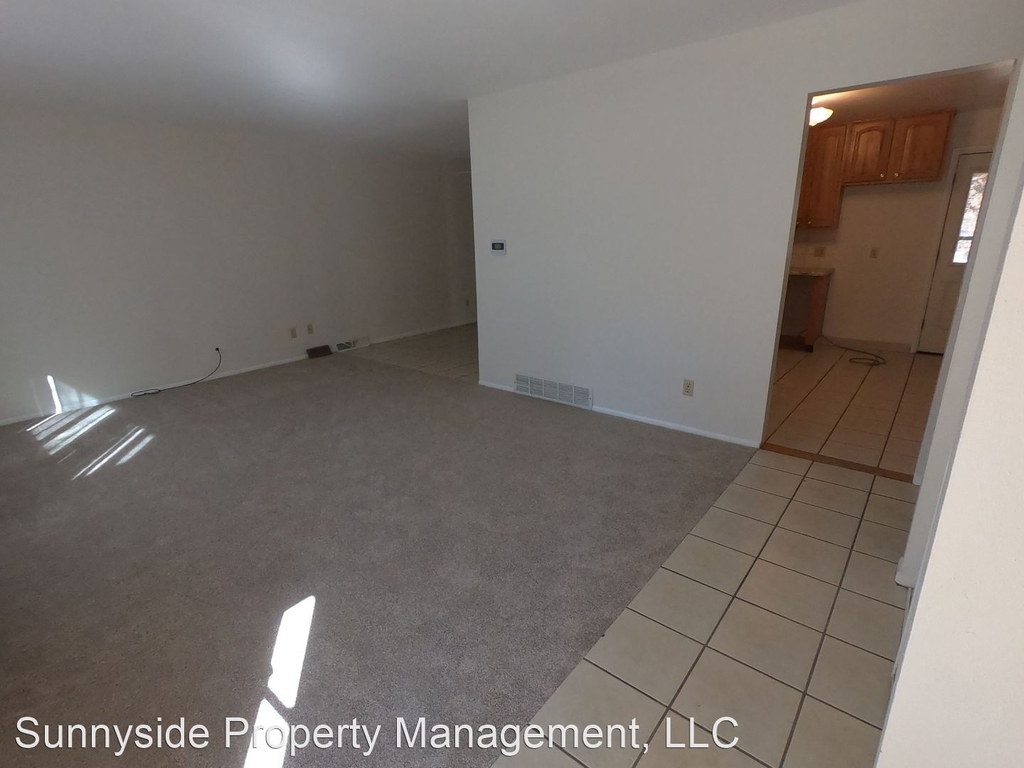 750 Agate Street - Photo 2