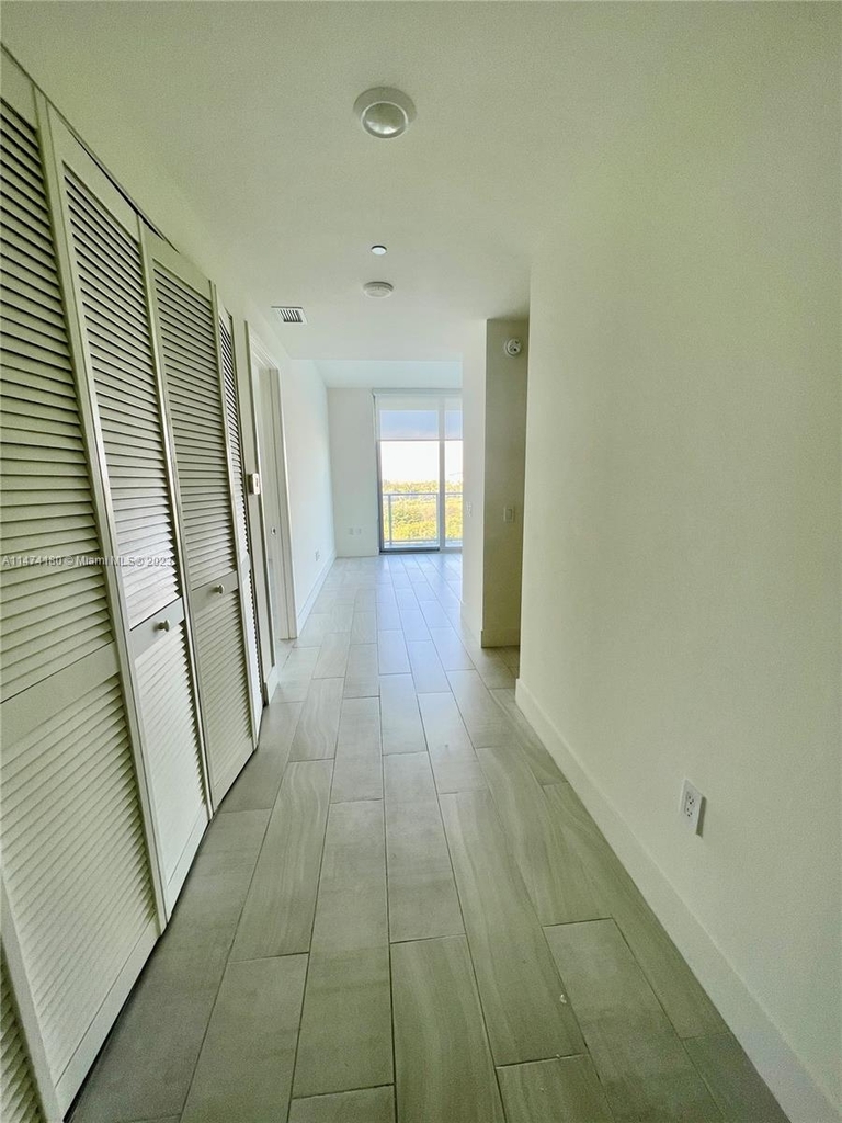 2000 Metropica Way - Photo 1