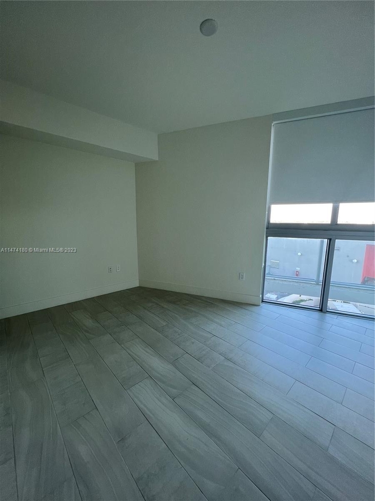 2000 Metropica Way - Photo 13