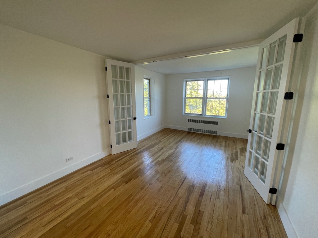63-85 Woodhaven Boulevard - Photo 9