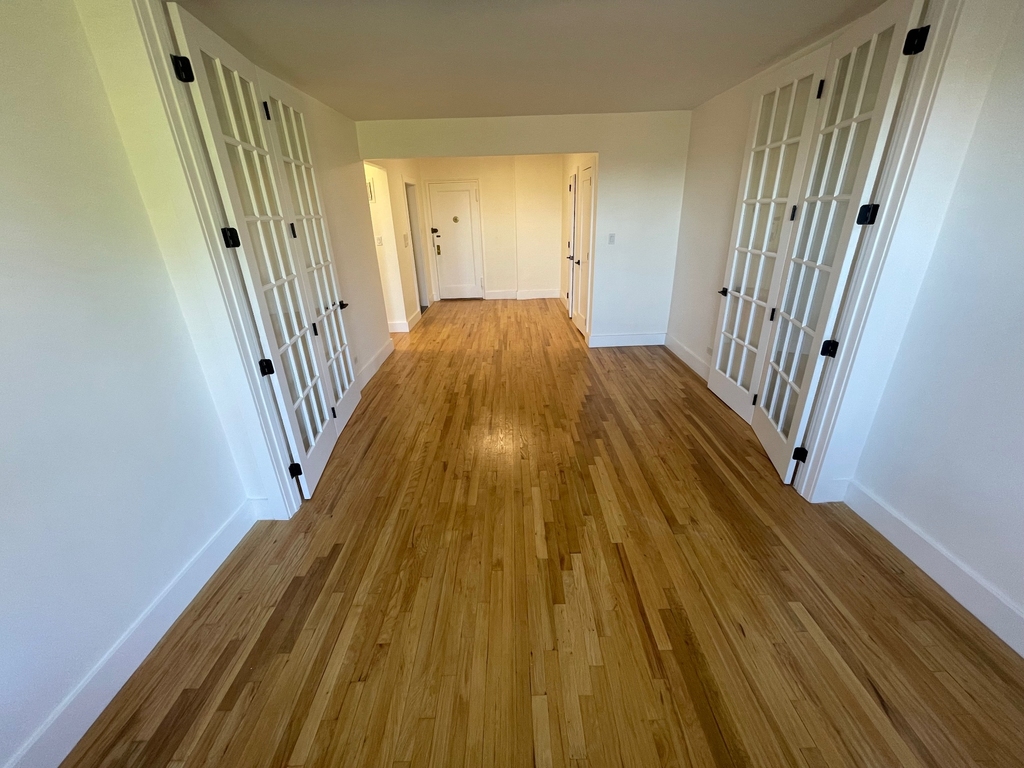 63-85 Woodhaven Boulevard - Photo 12