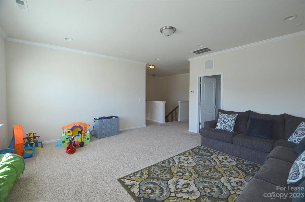 10652 Sky Chase Avenue - Photo 20