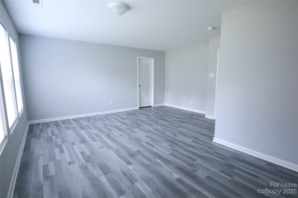 1374 Cadre Circle - Photo 3