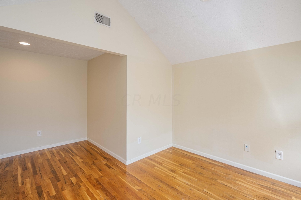 299 E 15th Avenue - Photo 18