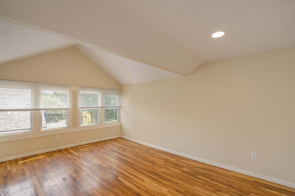 299 E 15th Avenue - Photo 25