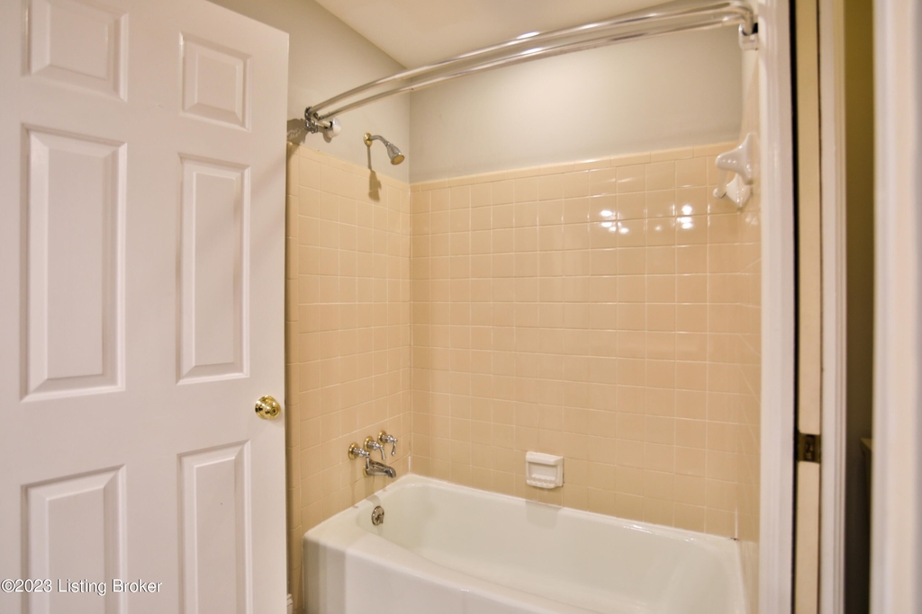 212 Club Oak Ct - Photo 23