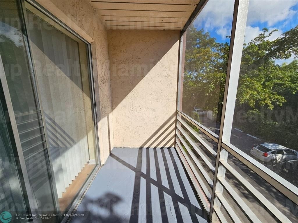 2800 Nw 56th Ave - Photo 4