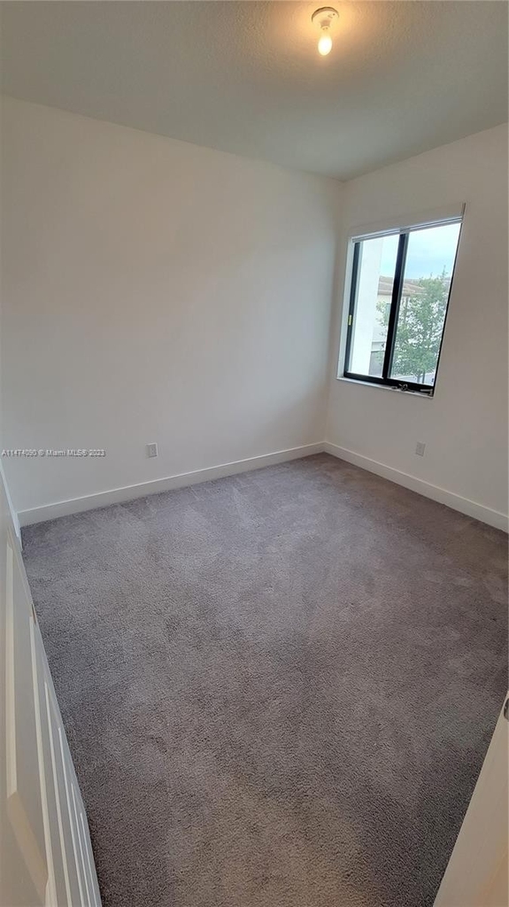 8392 Nw 51st Ter - Photo 20