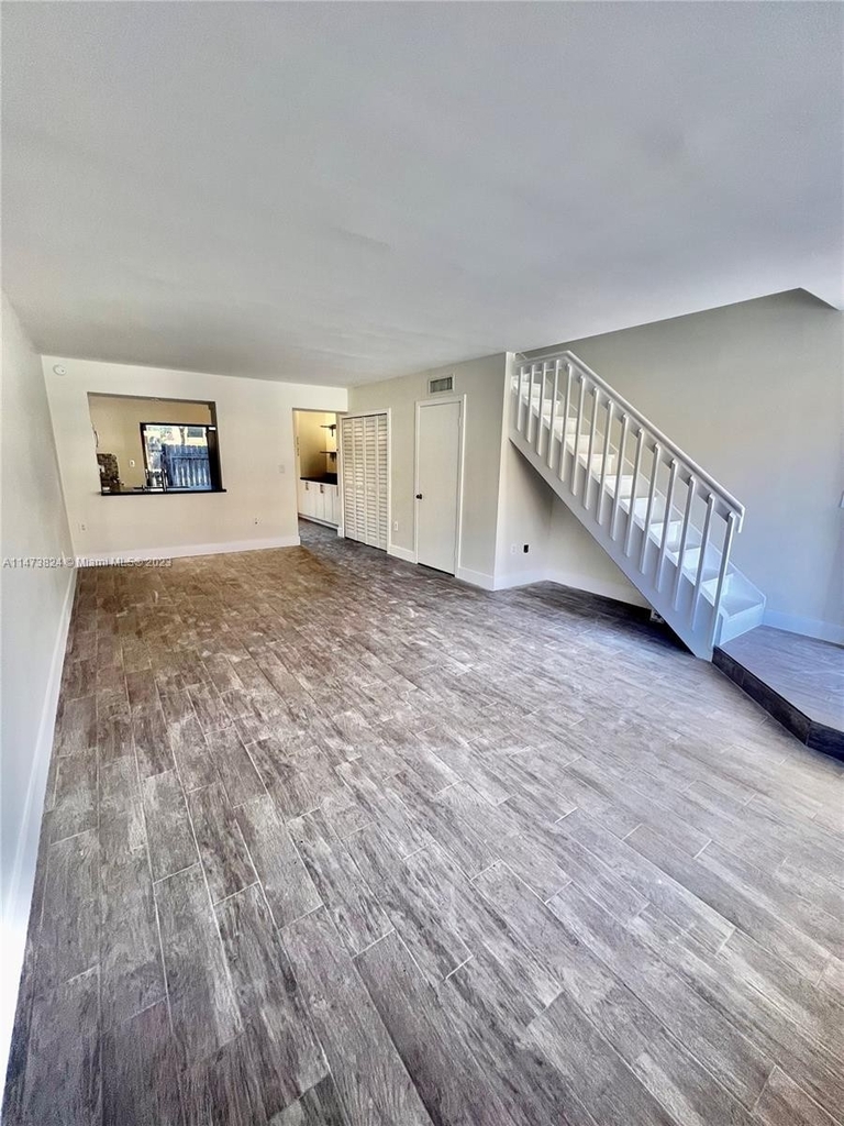 10070 Sw 77 Ct - Photo 1