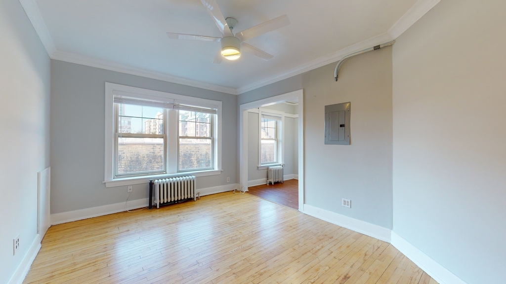 7 W Campbell Street - Photo 1