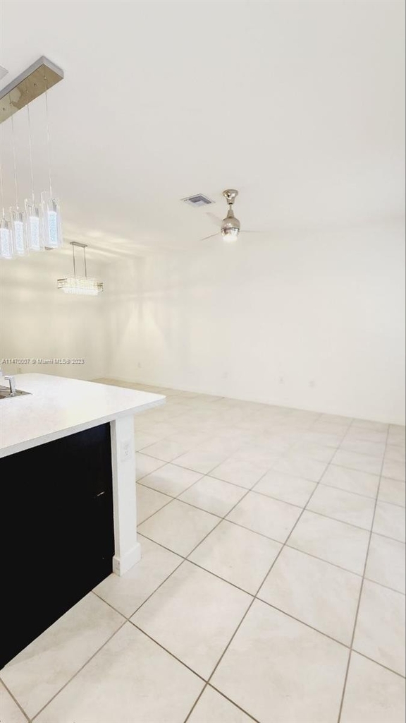 1303 Nw 208th Ter - Photo 18