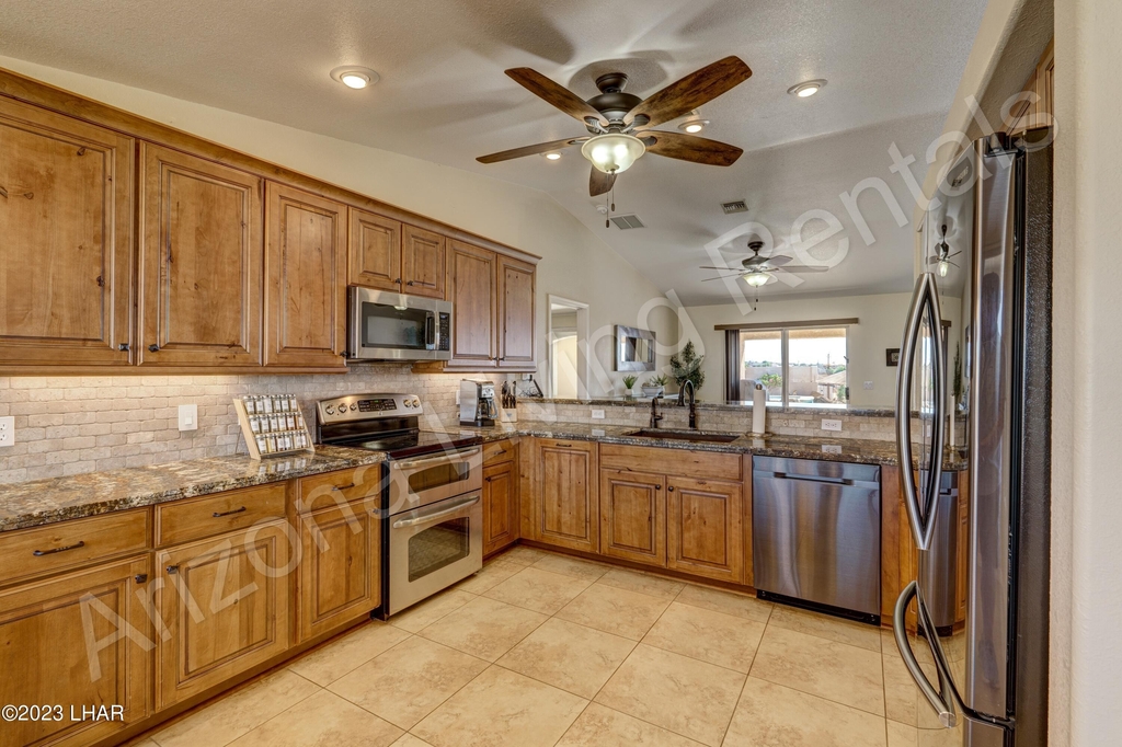 2450 Angler Dr - Photo 15