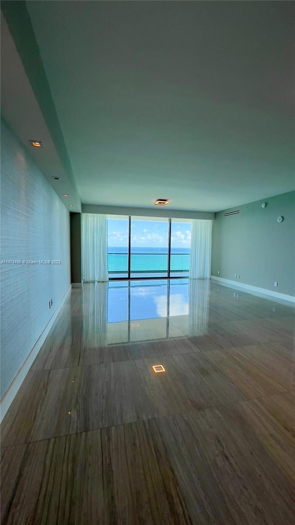 10203 Collins Ave - Photo 3