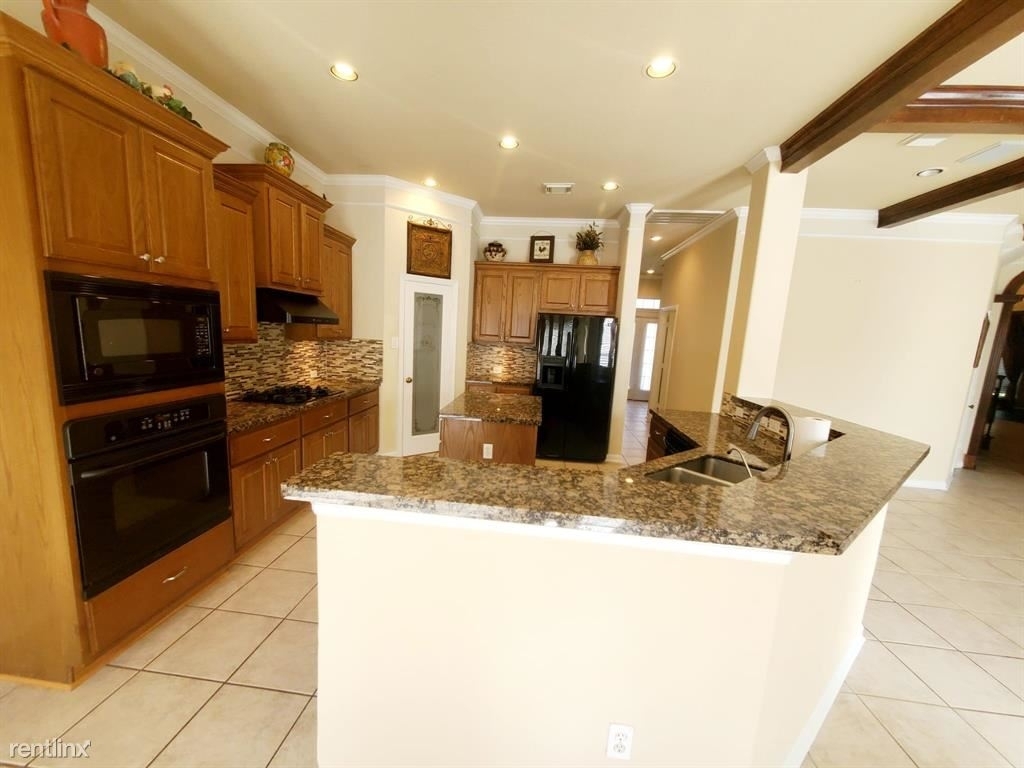 11811 Oakshield Ln - Photo 5