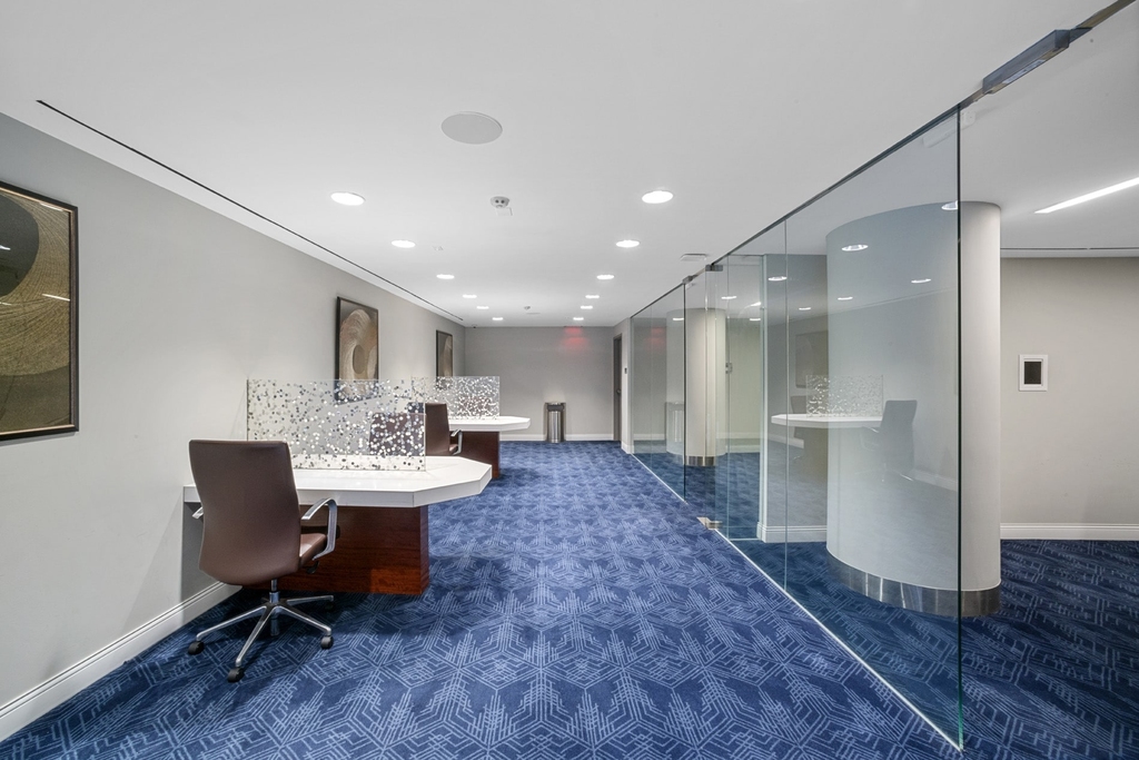 401 East 34th Street - Photo 12