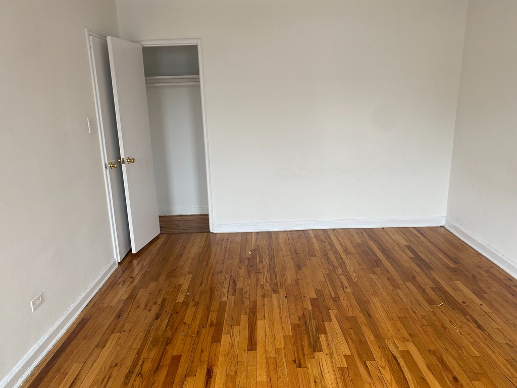 84-50 Austin Street - Photo 2