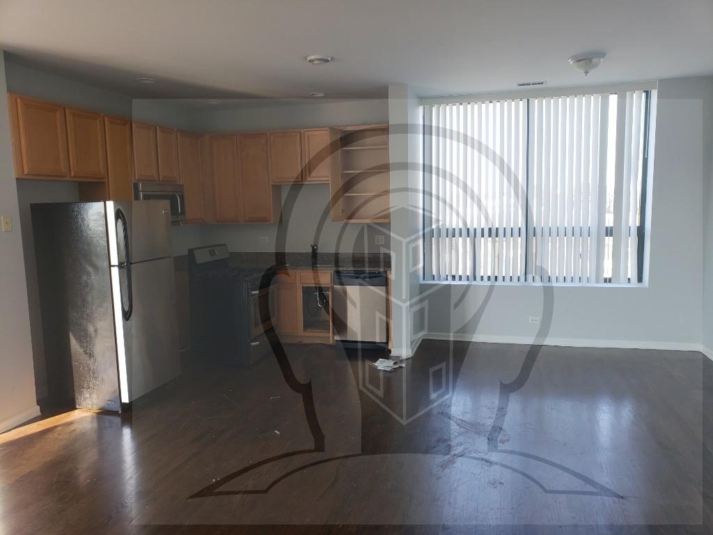2451 W Howard St - Photo 4