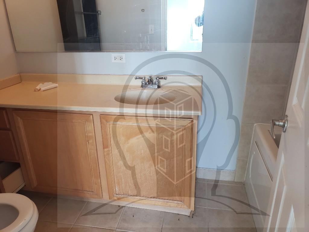 2451 W Howard St - Photo 8