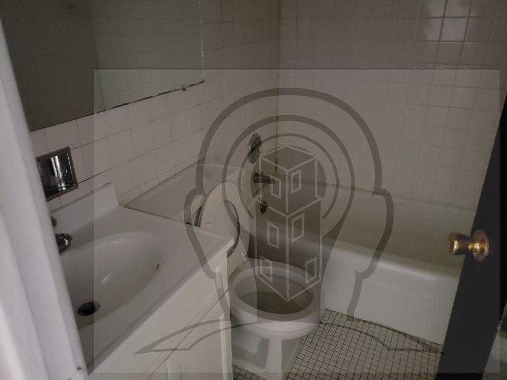 452 W Aldine Ave. - Photo 9