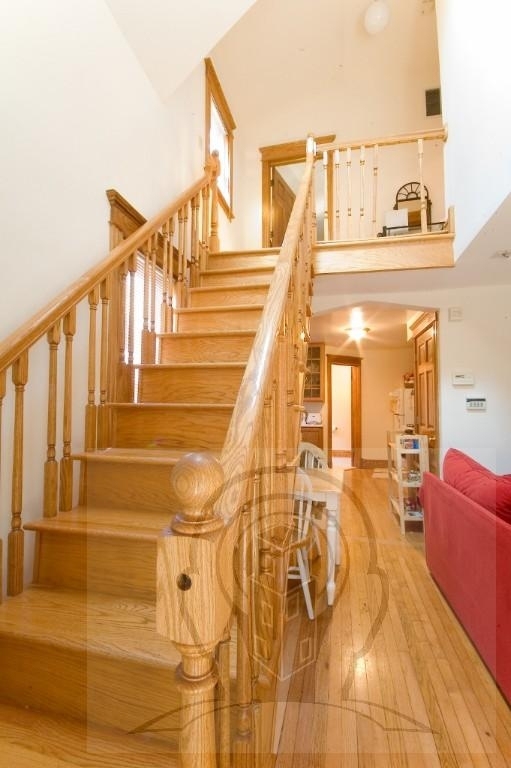 638 W Drummond - Photo 5
