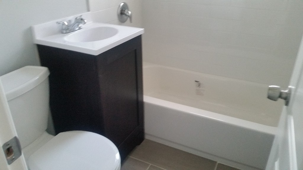 1608 W Sherwin Chicago, Il - Photo 4