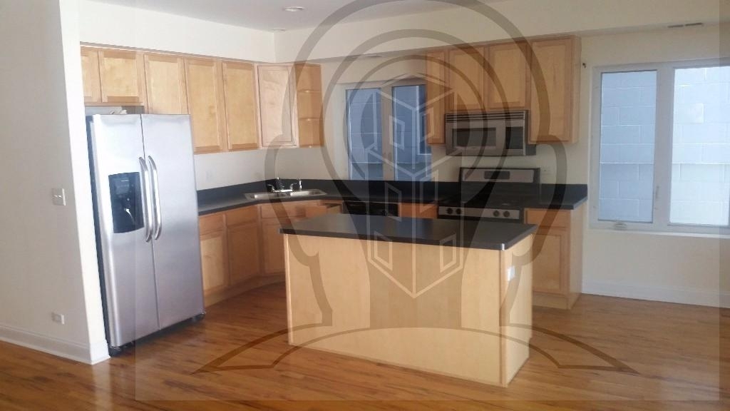 1802 W Belmont - Photo 1