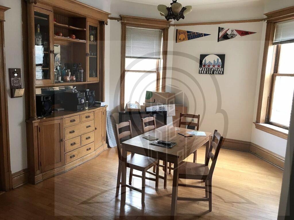 3135 N Clifton Ave. - Photo 1