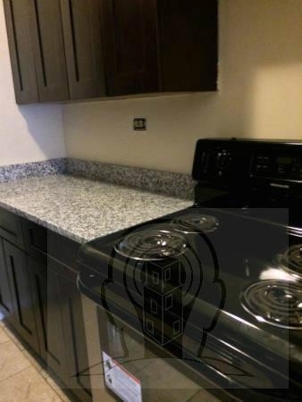 4520 N Clarendon Ave - Photo 2
