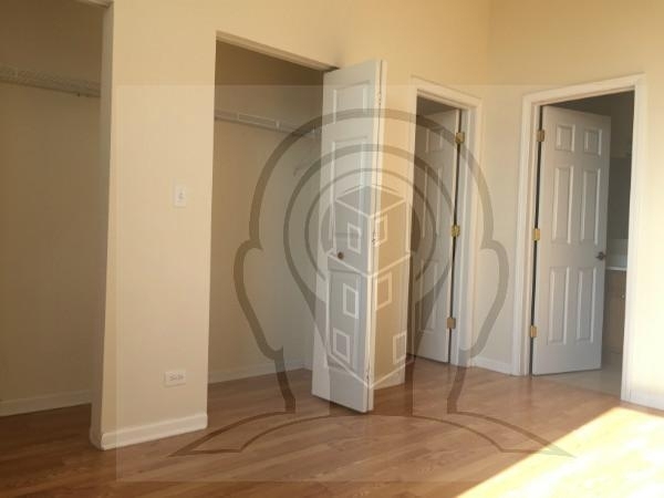 2451 W Howard St - Photo 9